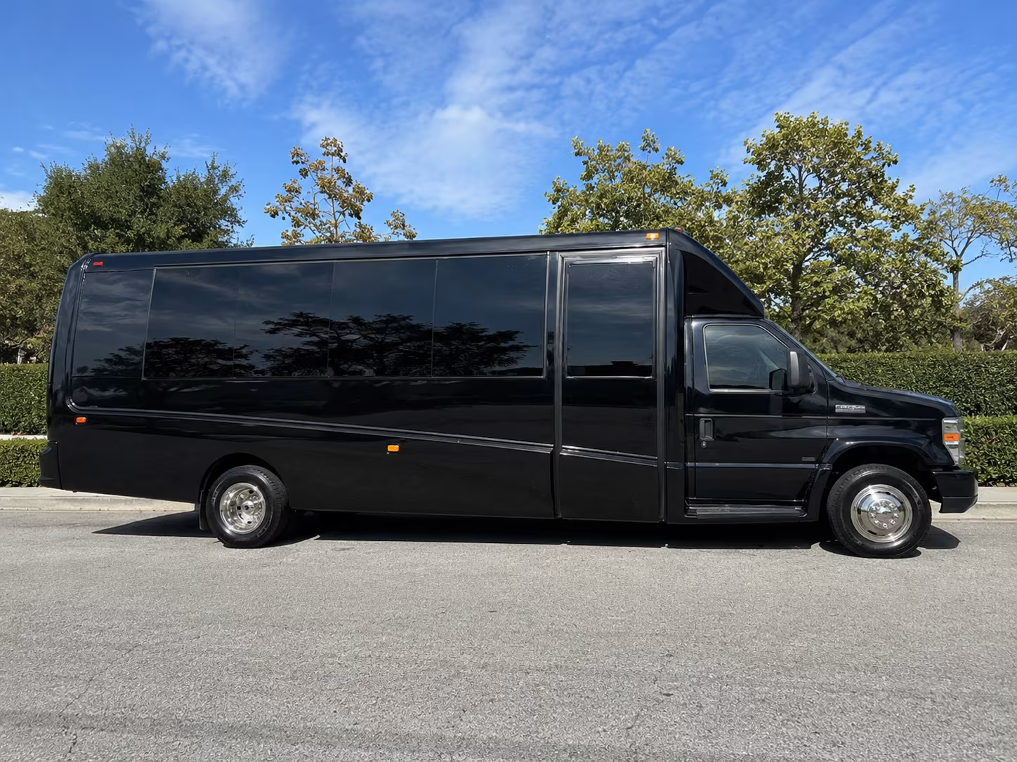bus rentals for bands and performers based in leander
