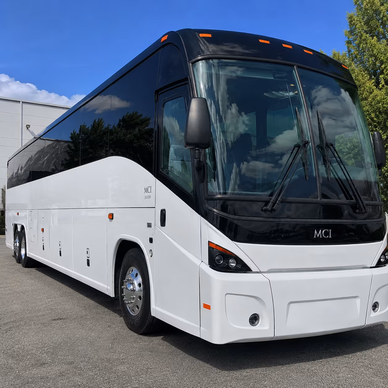 dallas fort worth international airport bus rentals from leander