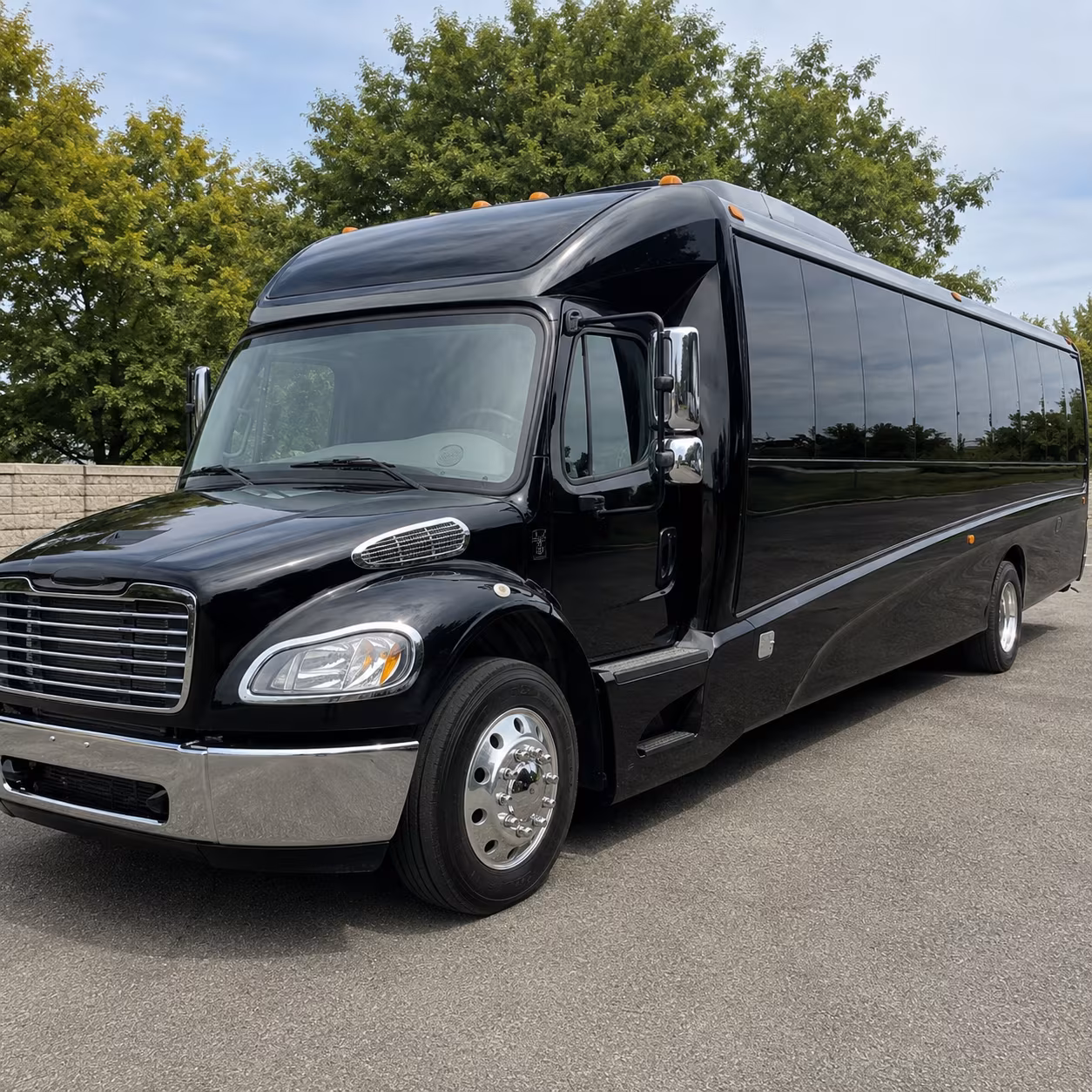 leander 25 passenger minibus